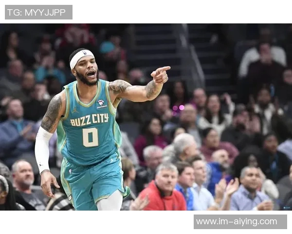 迈尔斯布里奇斯高效表现13投7中砍下20分3篮板4助攻2盖帽三分球命中率出色